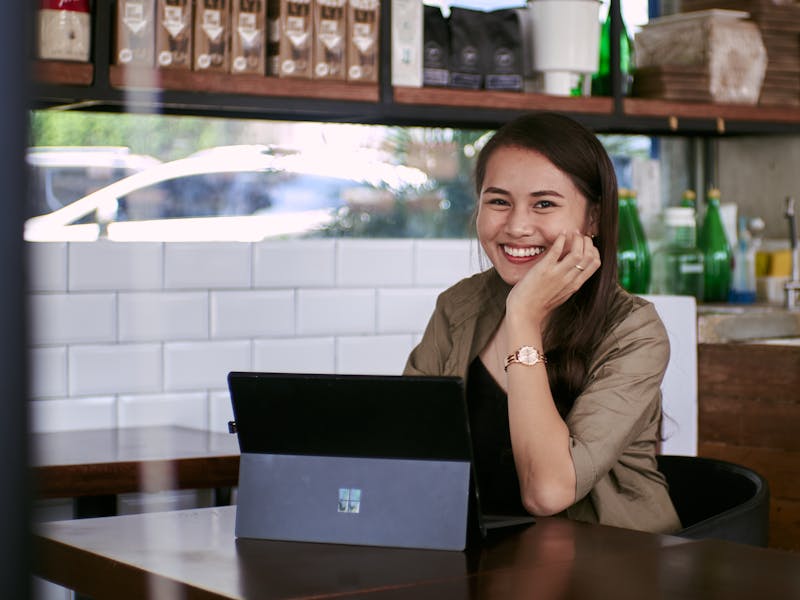 Entrepreneur using Opturna